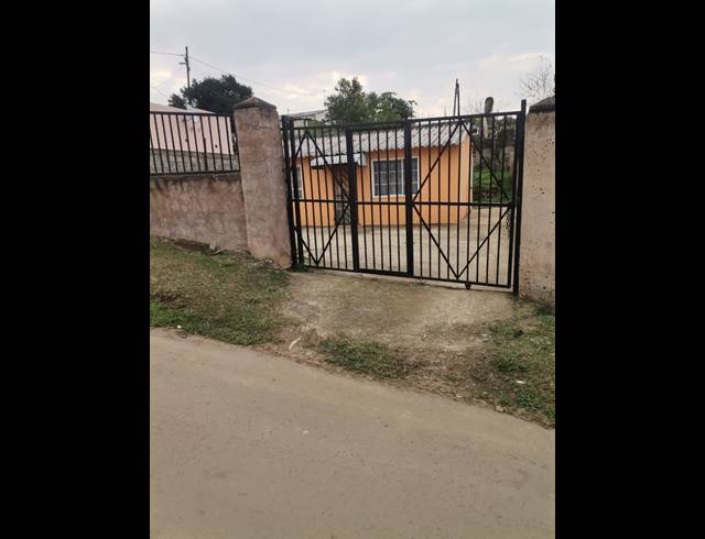 2 BEDROOM FREESTANDING FOR SALE IN IMBALI